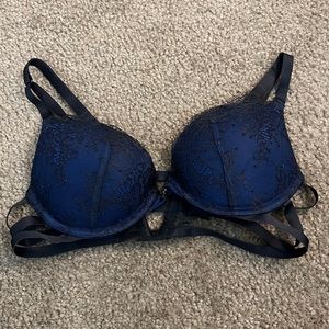 Victoria’s Secret Lace Bra 34B